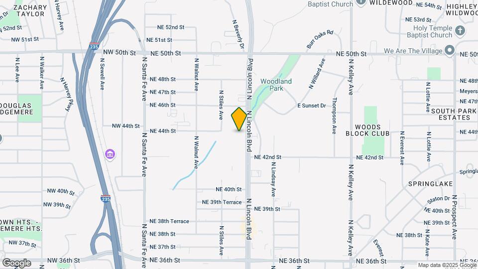 4445 N Lincoln Blvd Map and Location Details