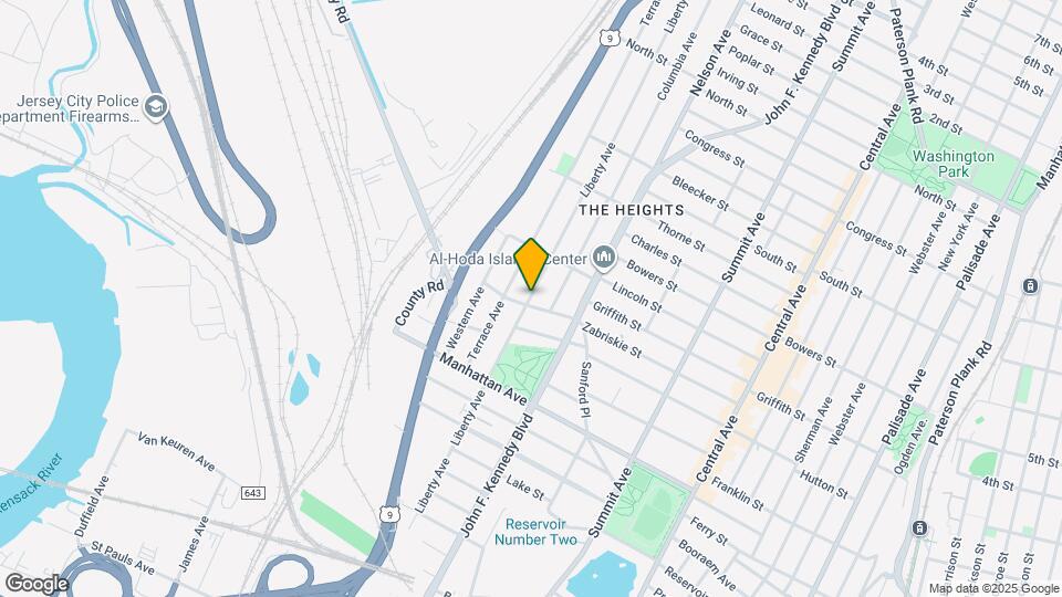 346 Liberty Ave Map and Location Details