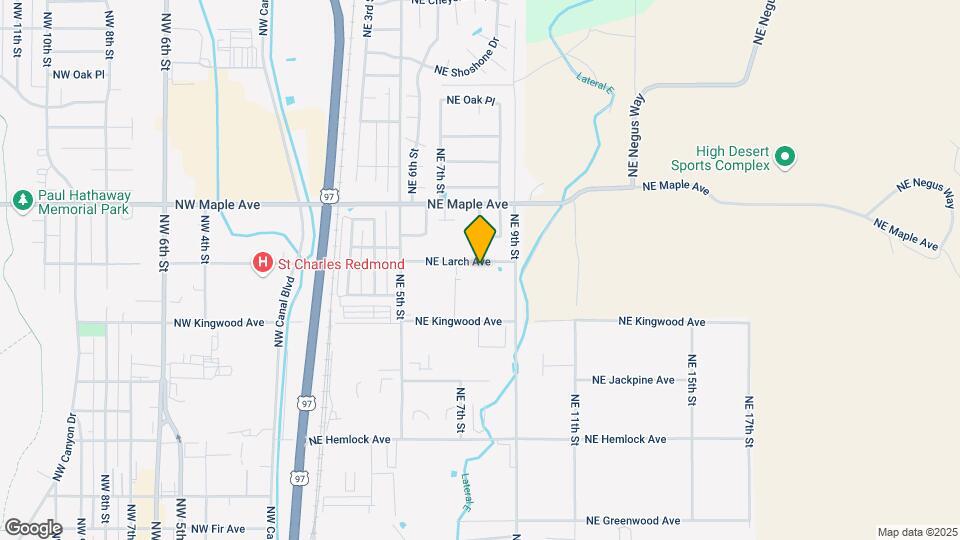 738-740 NE Larch Ave Map and Location Details