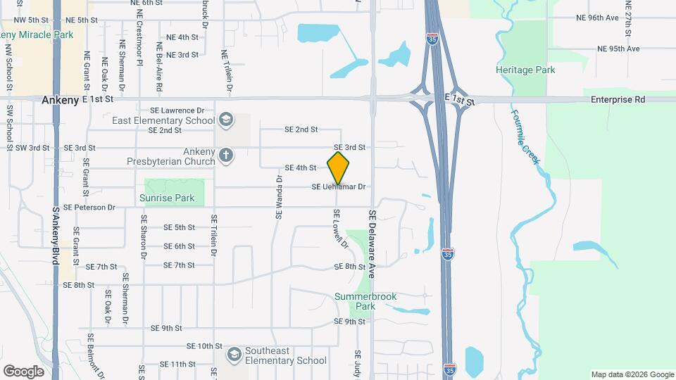 401 SE Lowell Dr Map and Location Details