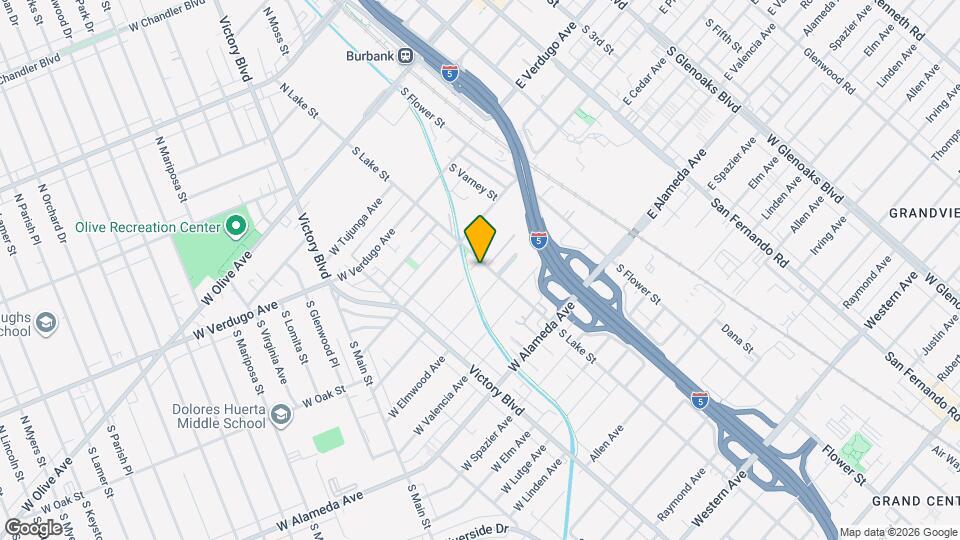 206 W Cedar Ave Map and Location Details