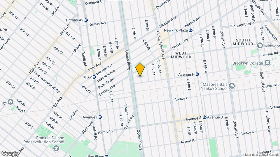 852 E 7th St Map and Location Details