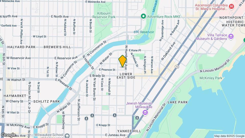 1024 E Pearson St Map and Location Details