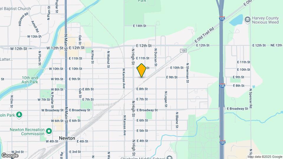 617 E 9th St Map and Location Details