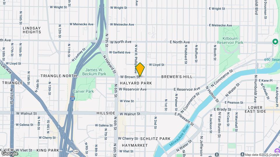 327 W Brown St Map and Location Details