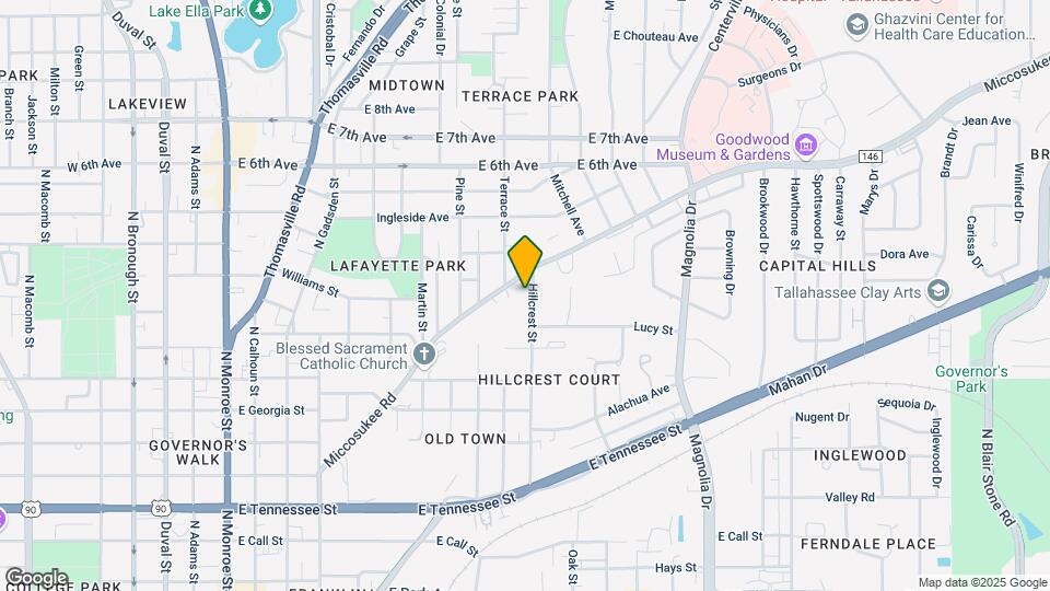 910 Hillcrest Apartments Map and Location Details