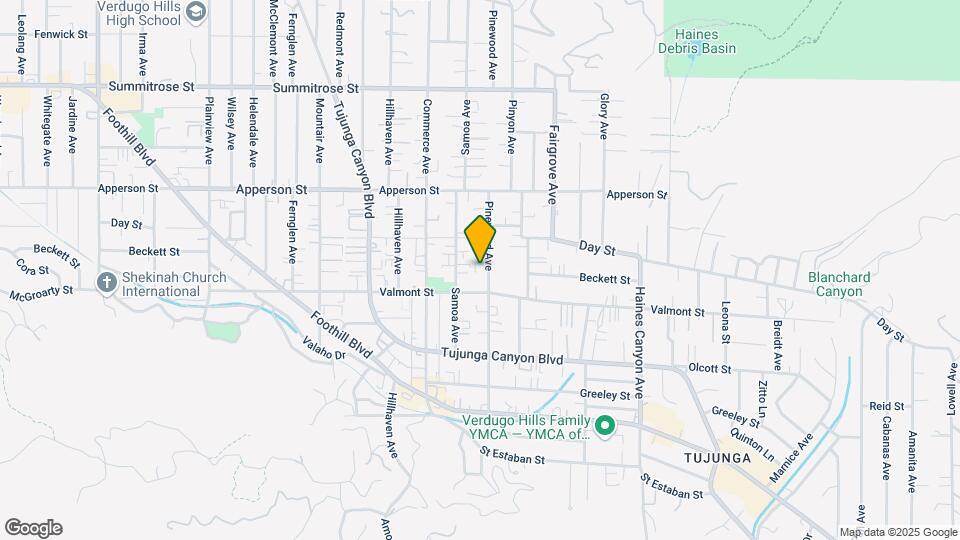 10127 Pinewood Ave Mapa y Detalles de la Ubicación