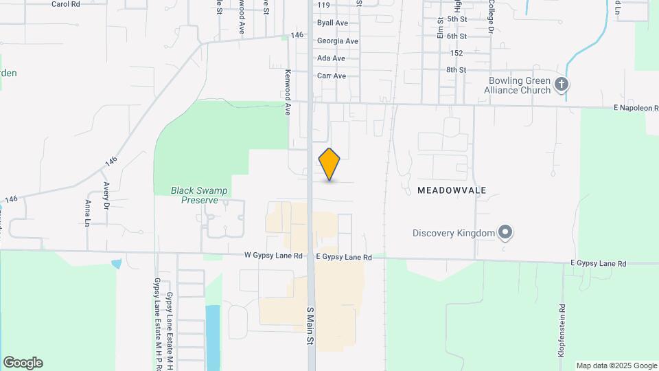 Lamplight Court Apartments in Bowling Green, OH