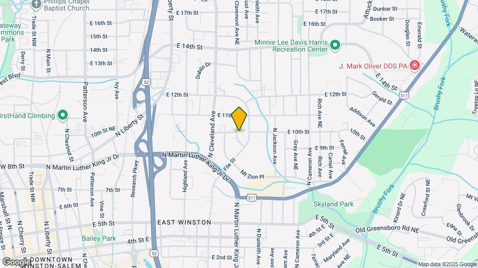 1015 Claremont Ave NE Map and Location Details