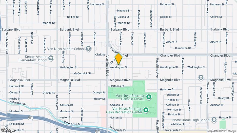 14405 Weddington St Map and Location Details