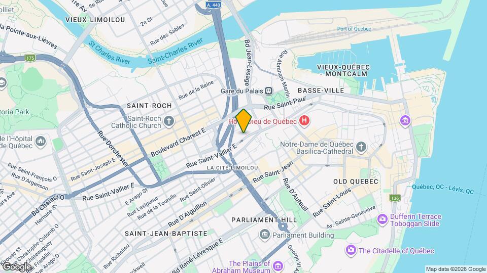 590 De L'éperon Rue Map and Location Details