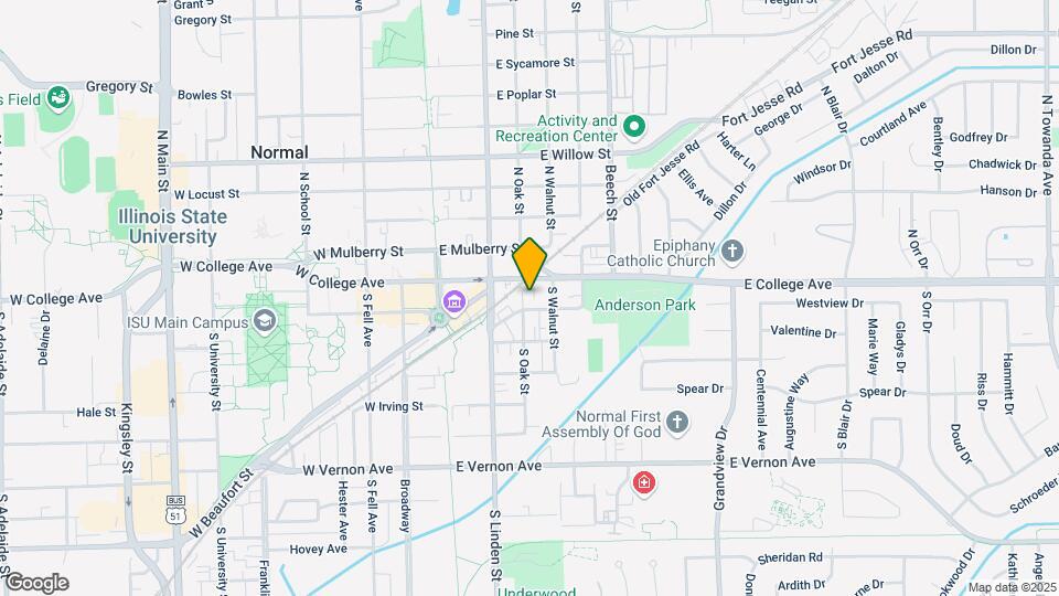 104 S Oak St Map and Location Details
