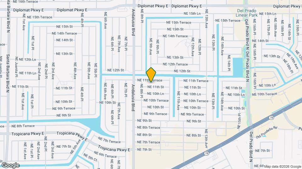 833 NE 11th St Map and Location Details