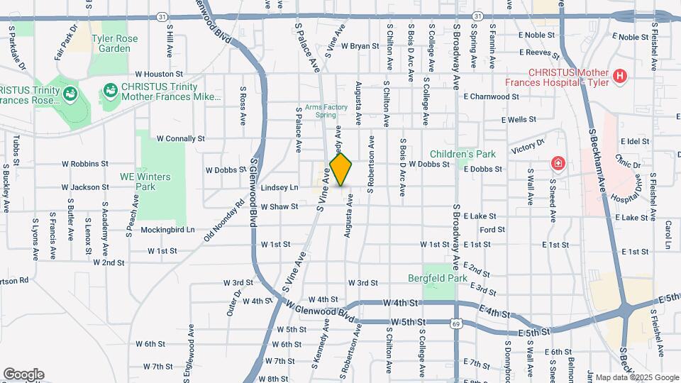 700 Lindsey Ln Map and Location Details