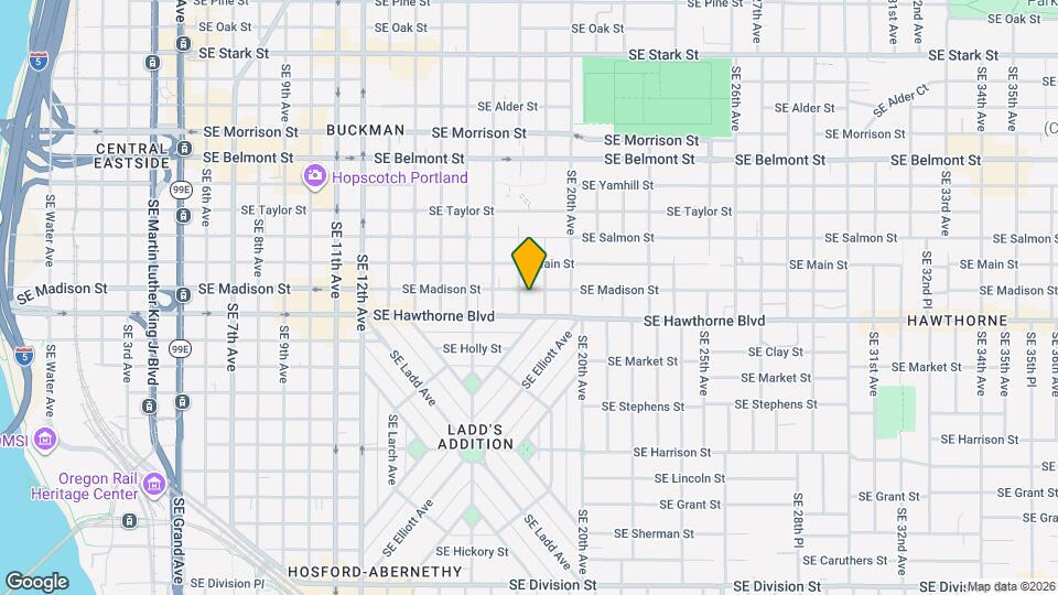 1814 SE Madison St Mapa y Detalles de la Ubicación