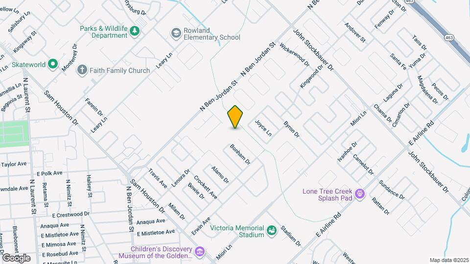 1704 Seguin Ave Map and Location Details