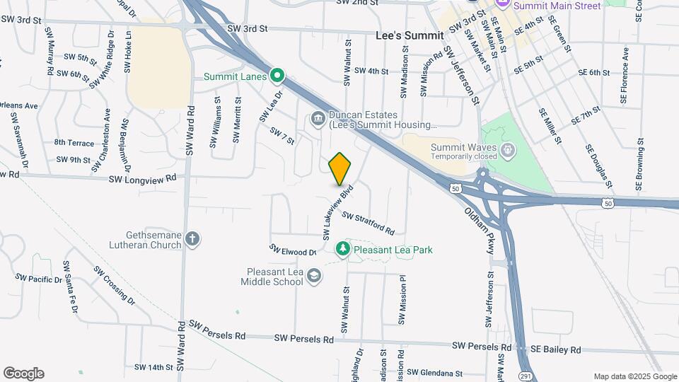 1006 SW Lakeview Blvd Map and Location Details