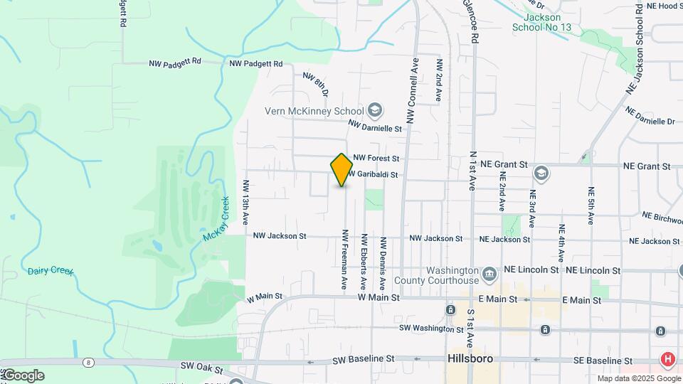 445 NW Freeman Ave Map and Location Details