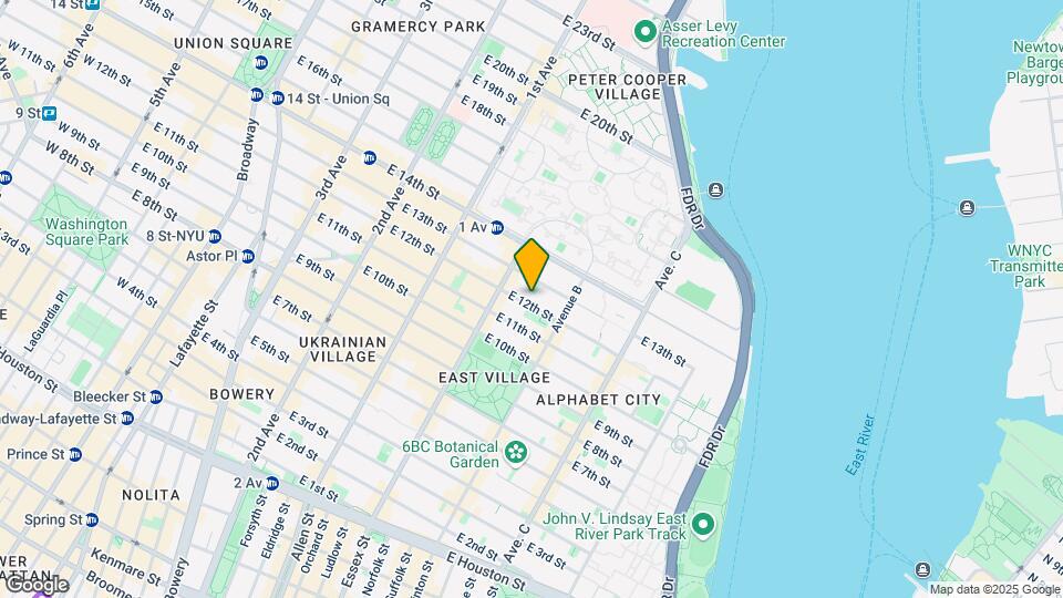 523 E 12th St Mapa y Detalles de la Ubicación