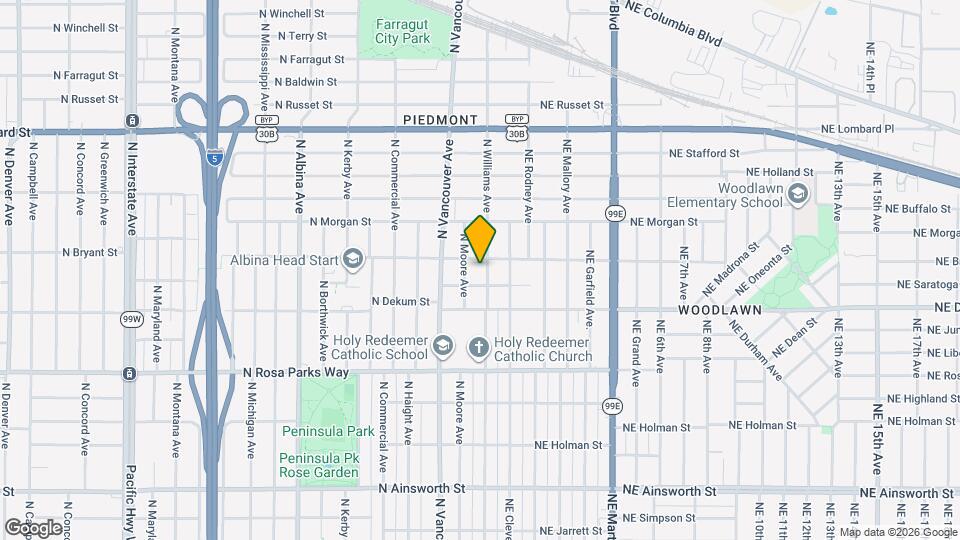 6933 N Williams Ave Map and Location Details