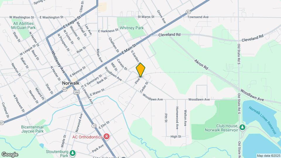 12 Pine St Mapa y Detalles de la Ubicación