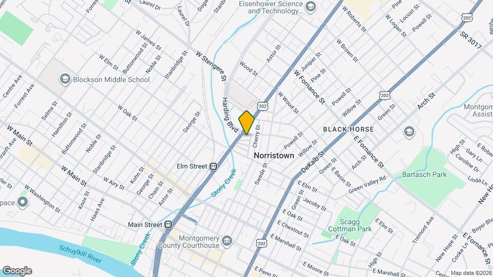 220 W Spruce St Mapa y Detalles de la Ubicación