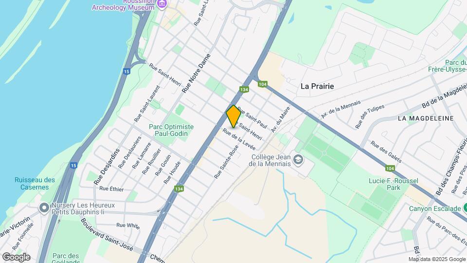 551-557 De La Levée Rue Map and Location Details