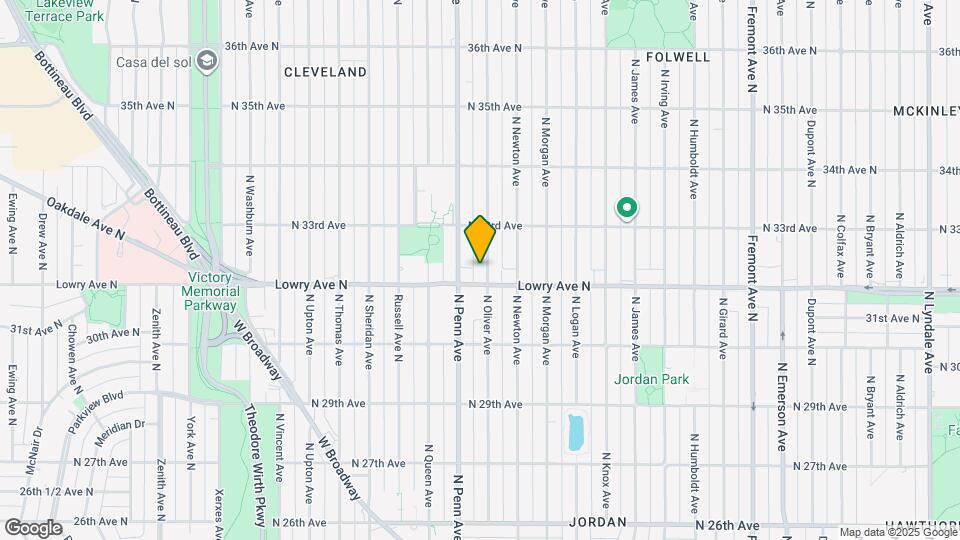 3215 N Oliver Ave Map and Location Details