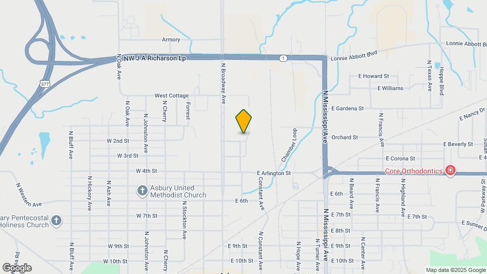 204 E 2nd St Map and Location Details