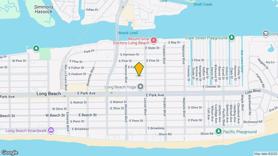 353 E Market St Map and Location Details