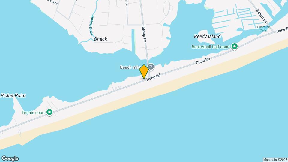 253 Dune Rd Map and Location Details