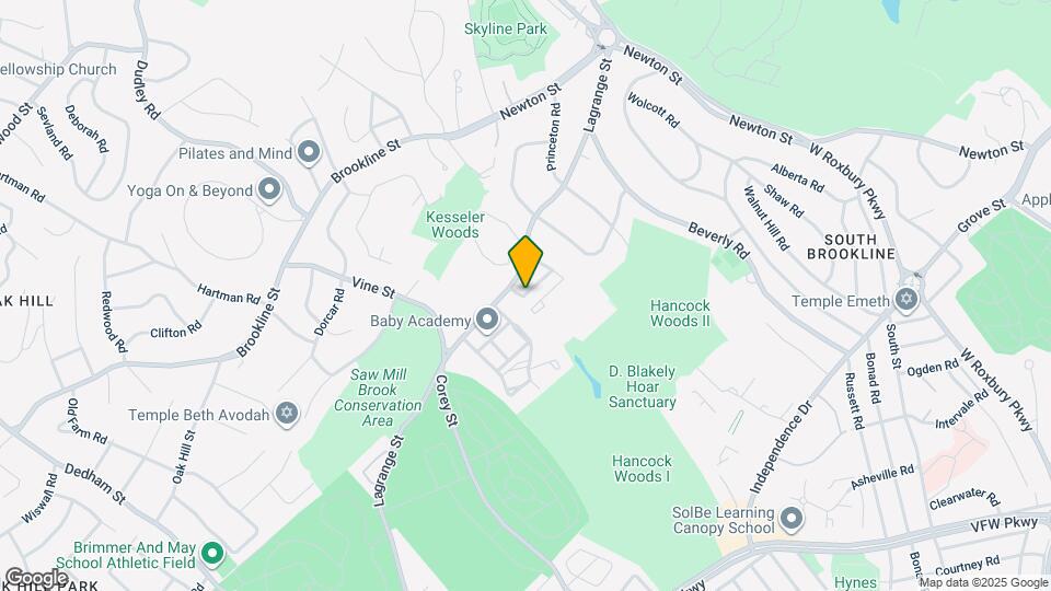57 Broadlawn Park, Unit 7 Map and Location Details