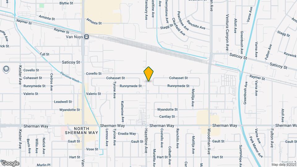 7442 Hazeltine Ave Map and Location Details