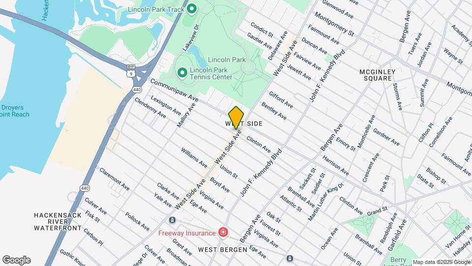 565 West Side Ave Map and Location Details