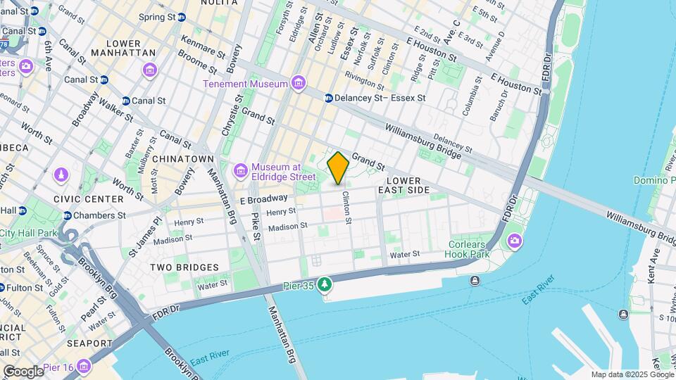 210 E Broadway Mapa y Detalles de la Ubicación