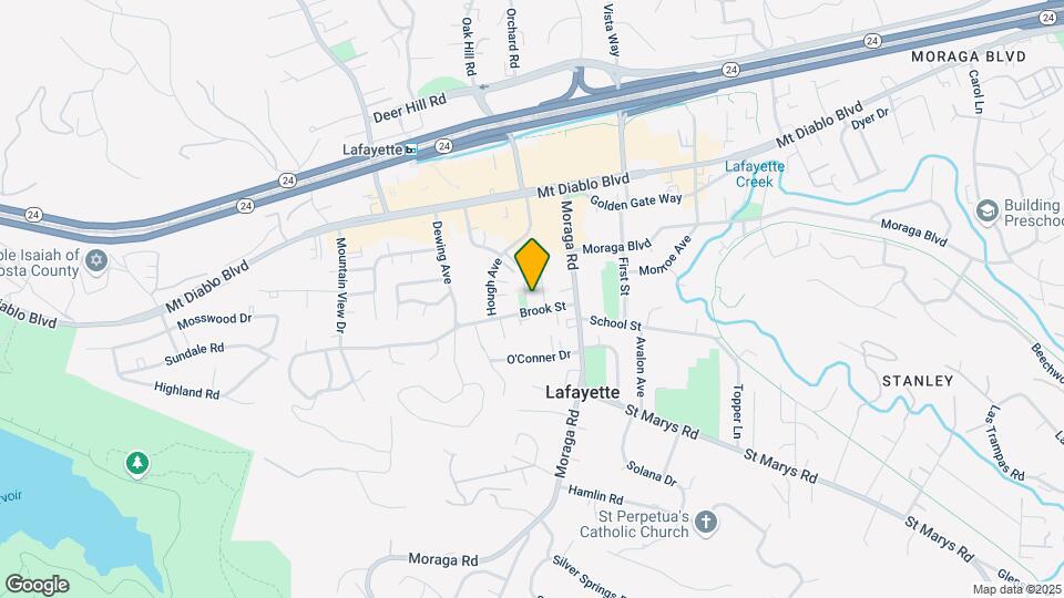 909 East St Mapa y Detalles de la Ubicación
