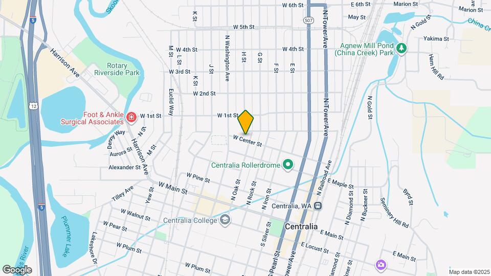 501 N Oak St Map and Location Details