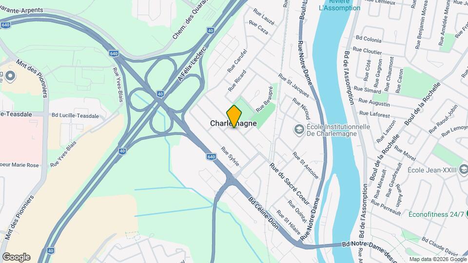 222-224 Du Sacré-Coeur Rue Map and Location Details