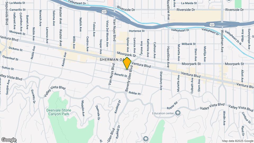 8 Apartment Townhomes Map and Location Details