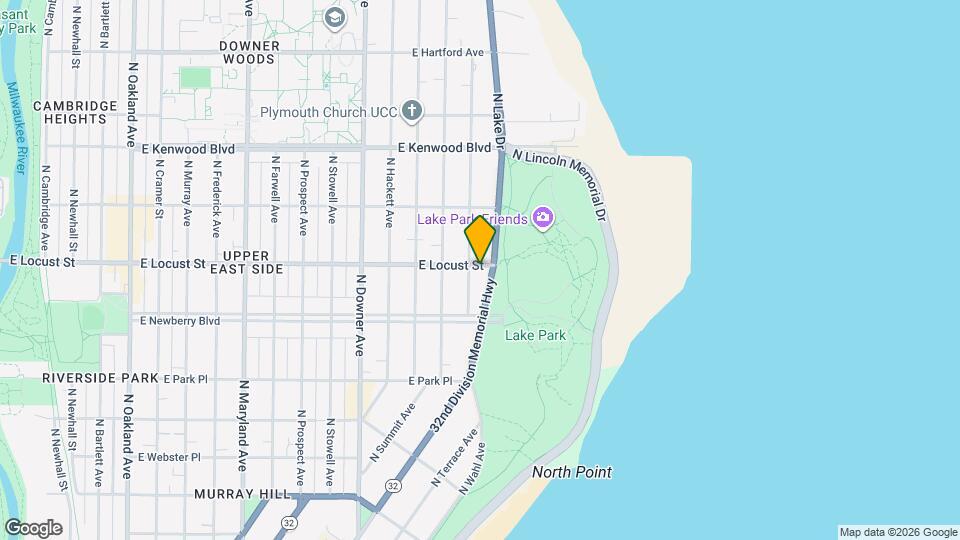 2863 N Lake Dr, Unit Upper flat Map and Location Details