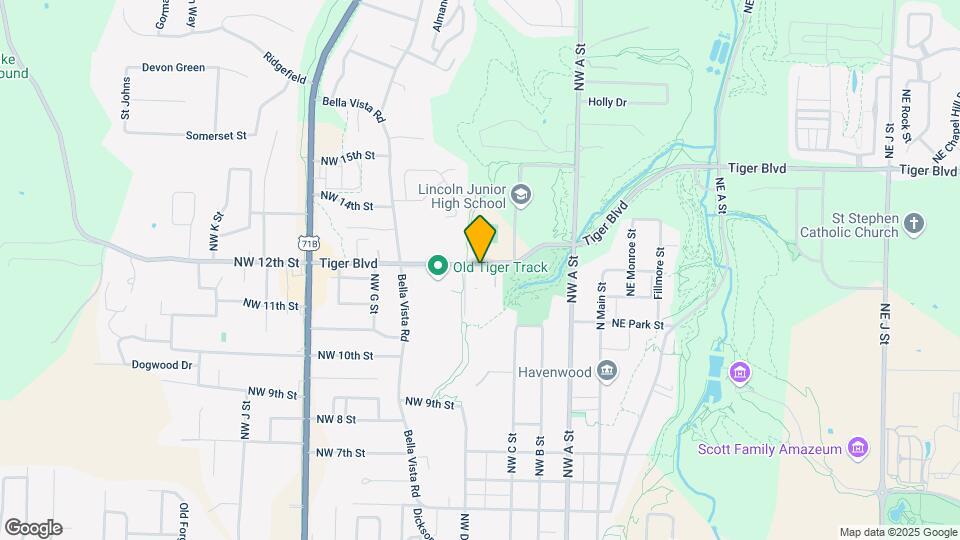 407 Tiger Blvd Map and Location Details