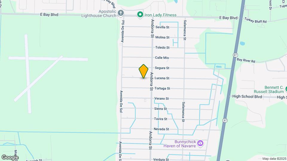 8195 Lucena St Mapa y Detalles de la Ubicación
