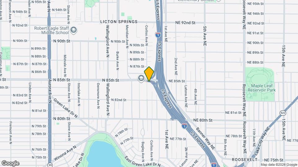 8250 Corliss Ave N Mapa y Detalles de la Ubicación