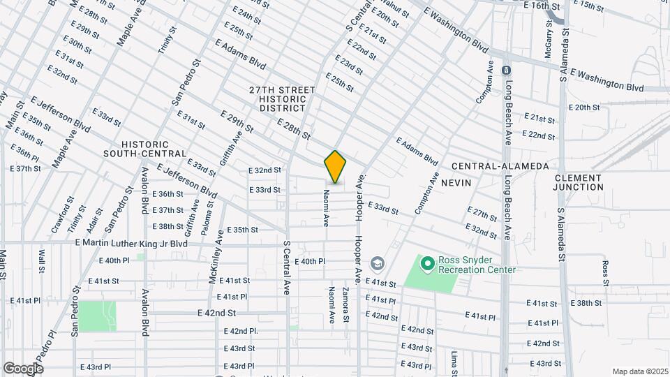 1221 E 33rd St Map and Location Details