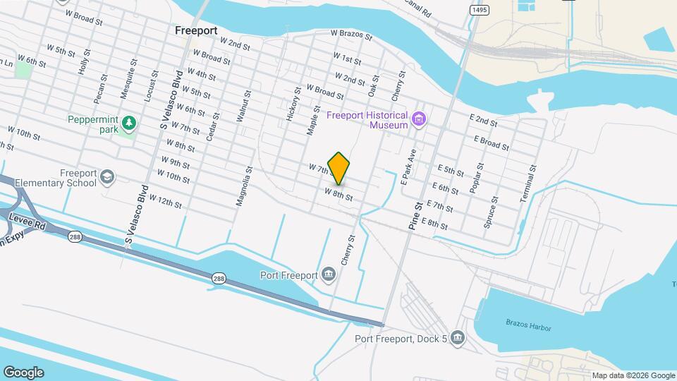 302 W 8th St Map and Location Details