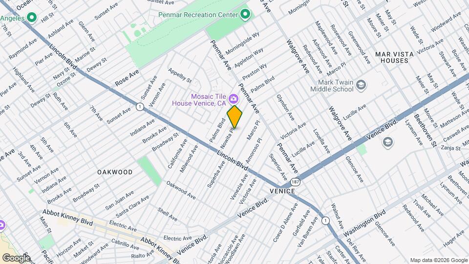 1060 Nowita Pl Map and Location Details