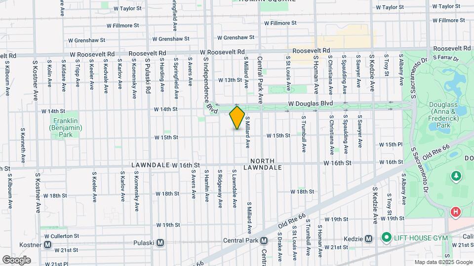 1439 S Lawndale Ave Map and Location Details