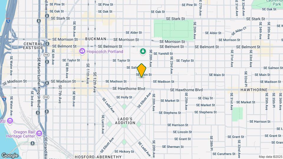 1831 SE Madison St Mapa y Detalles de la Ubicación