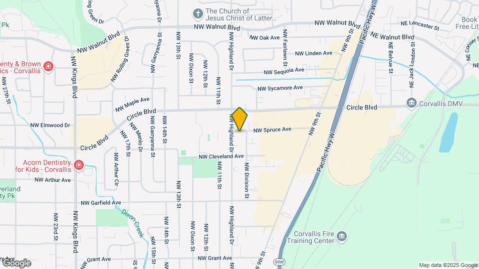 990 NW Spruce Ave Map and Location Details