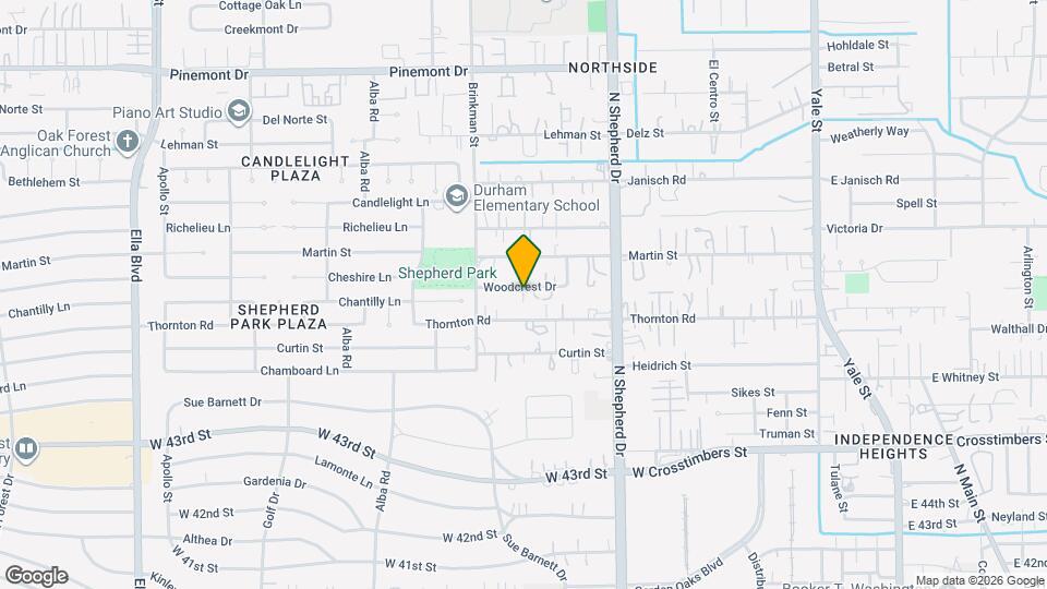 825 Woodcrest Dr Mapa y Detalles de la Ubicación
